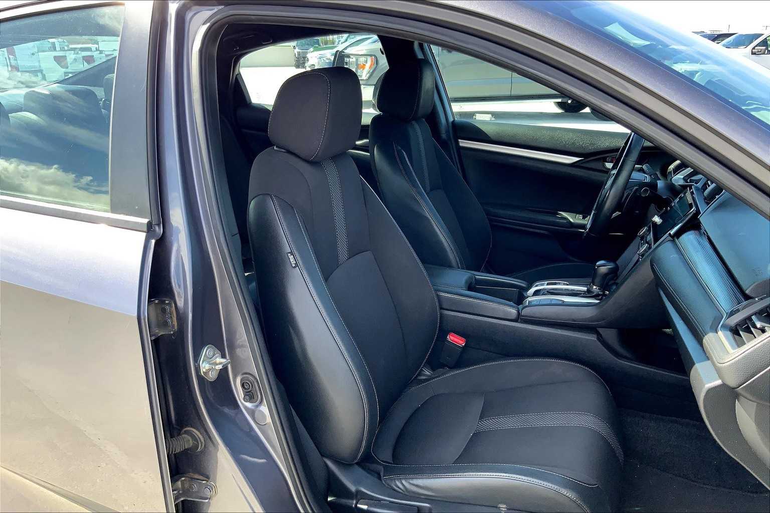 Thumbnail: 2019 Honda Civic - 13