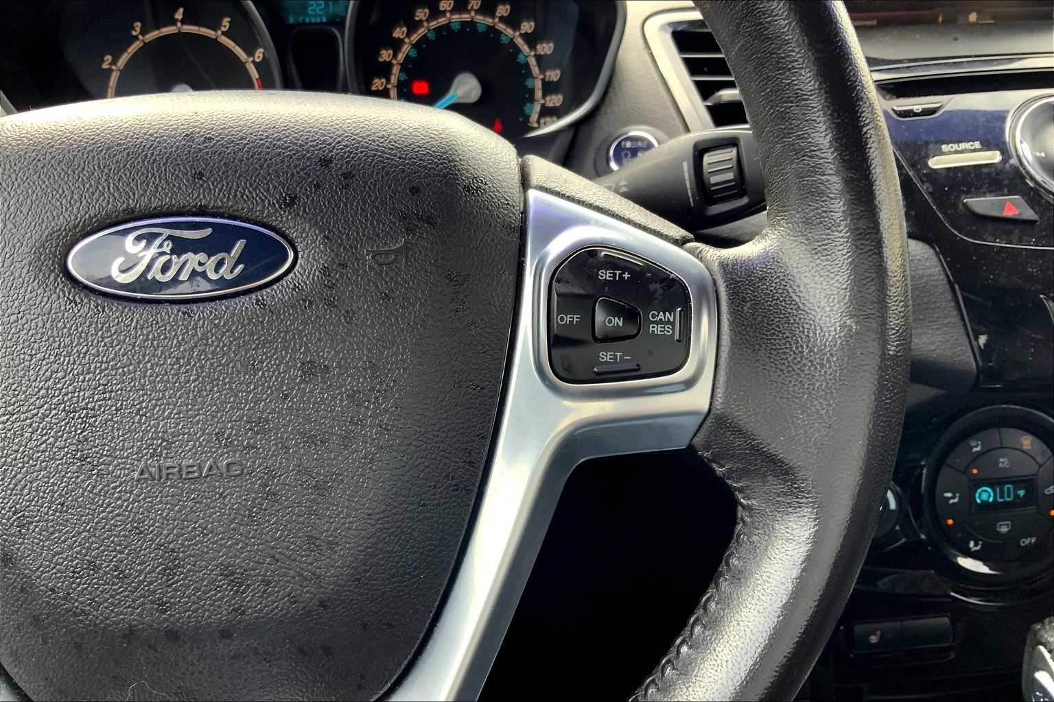 Thumbnail: 2014 Ford Fiesta - 25