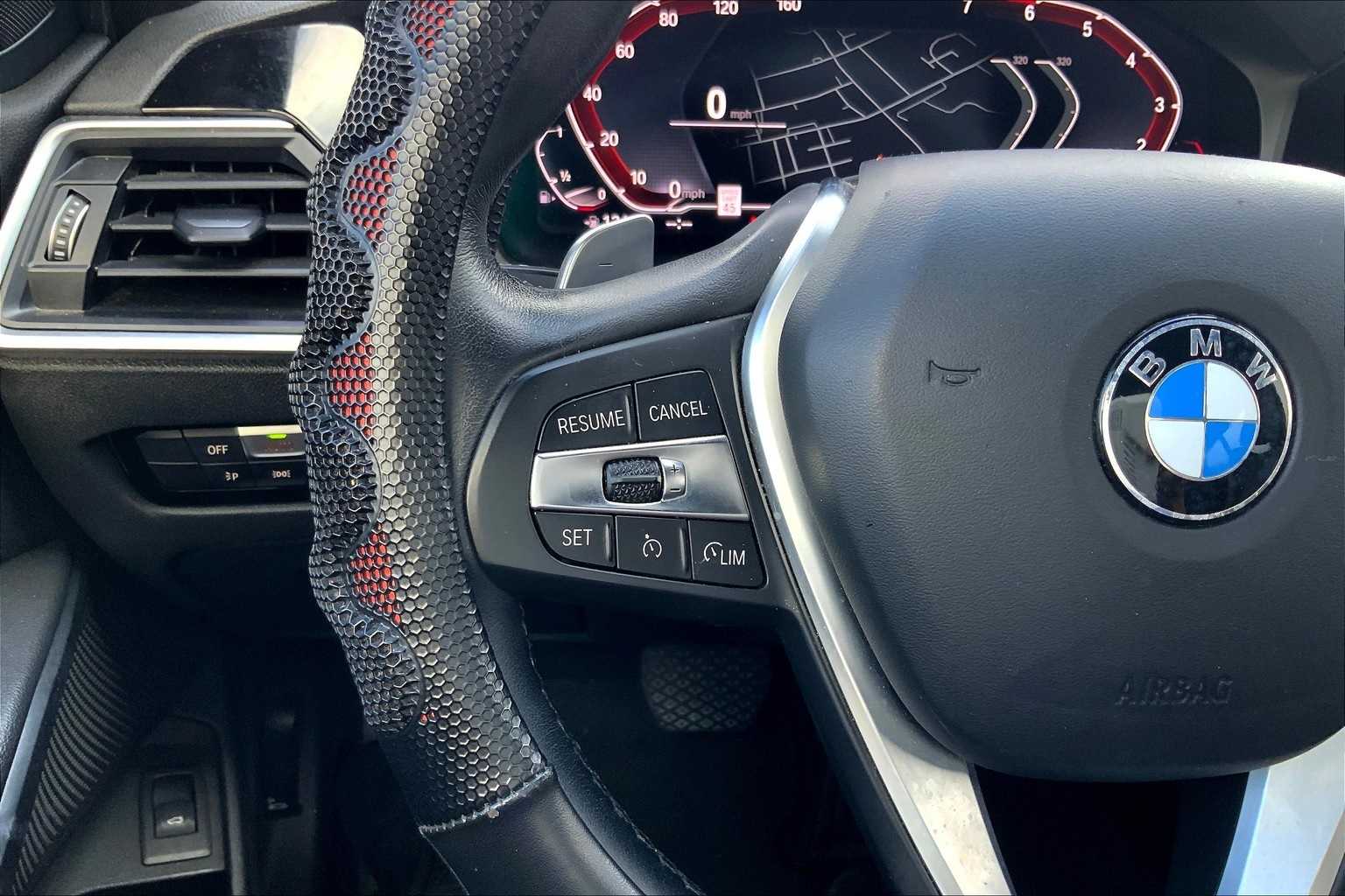 Thumbnail: 2019 BMW 3 Series - 24