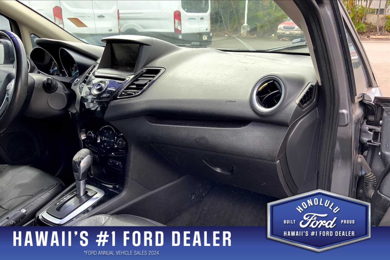 2014 Ford Fiesta Titanium 23