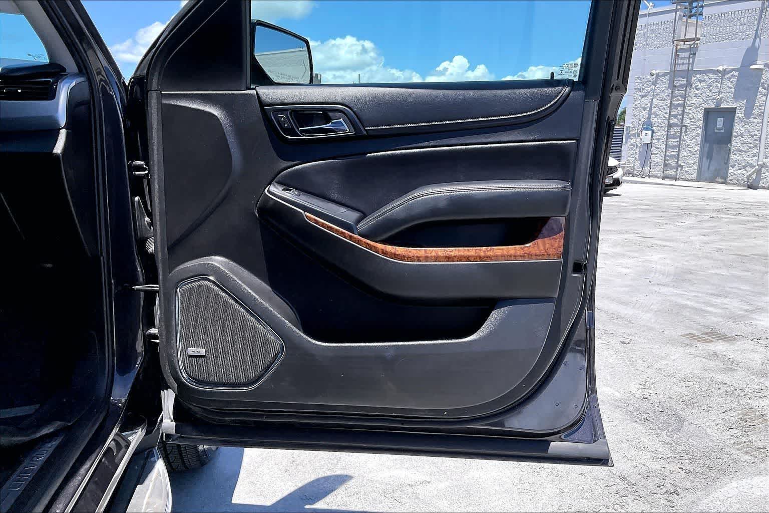 Thumbnail: 2015 Chevrolet Tahoe - 28