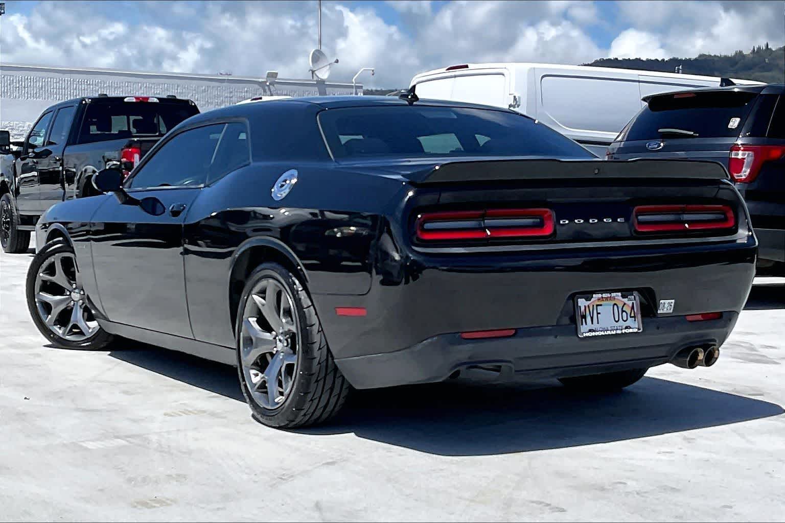 Thumbnail: 2015 Dodge Challenger - 4