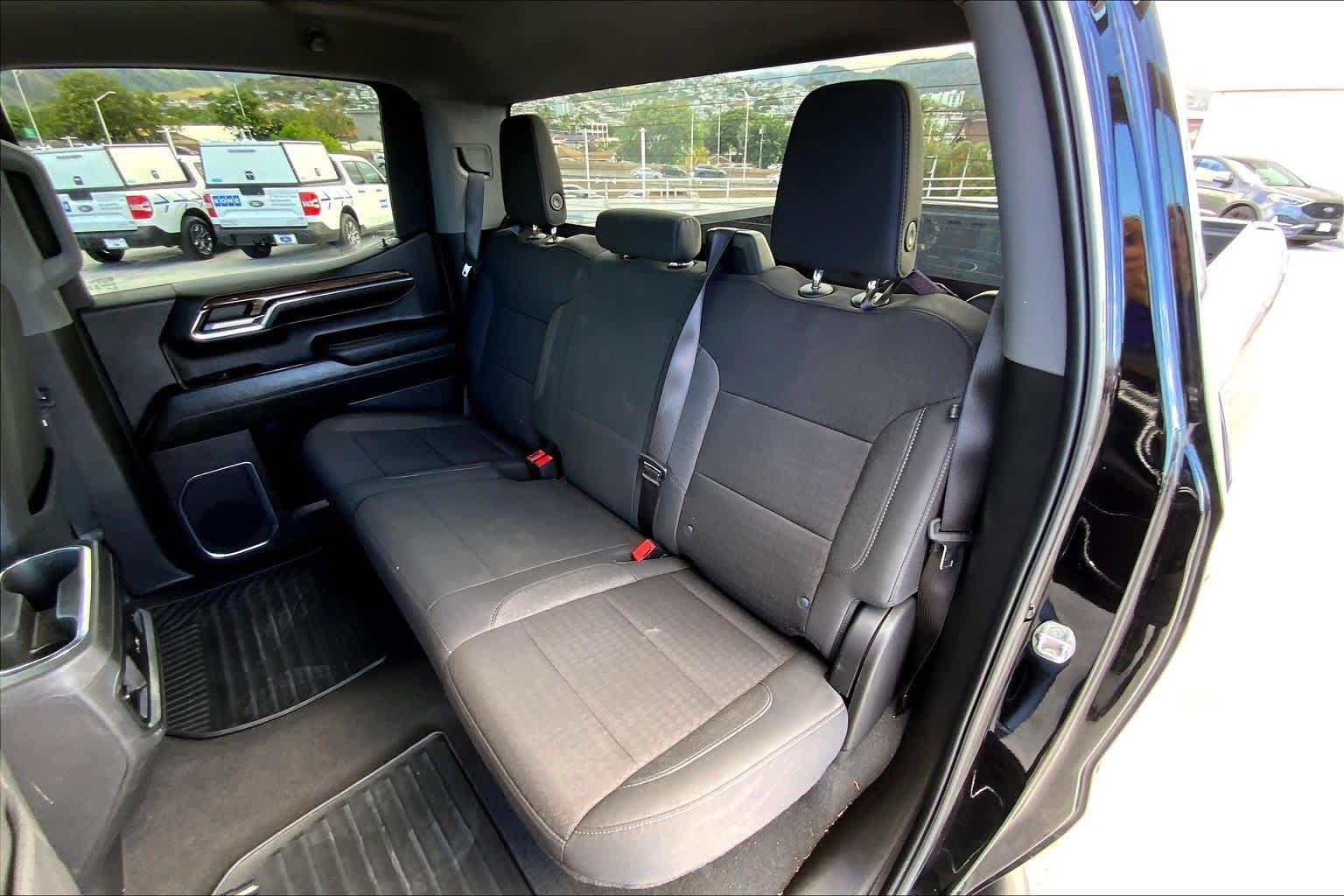 Thumbnail: 2024 Chevrolet Silverado 1500 - 29