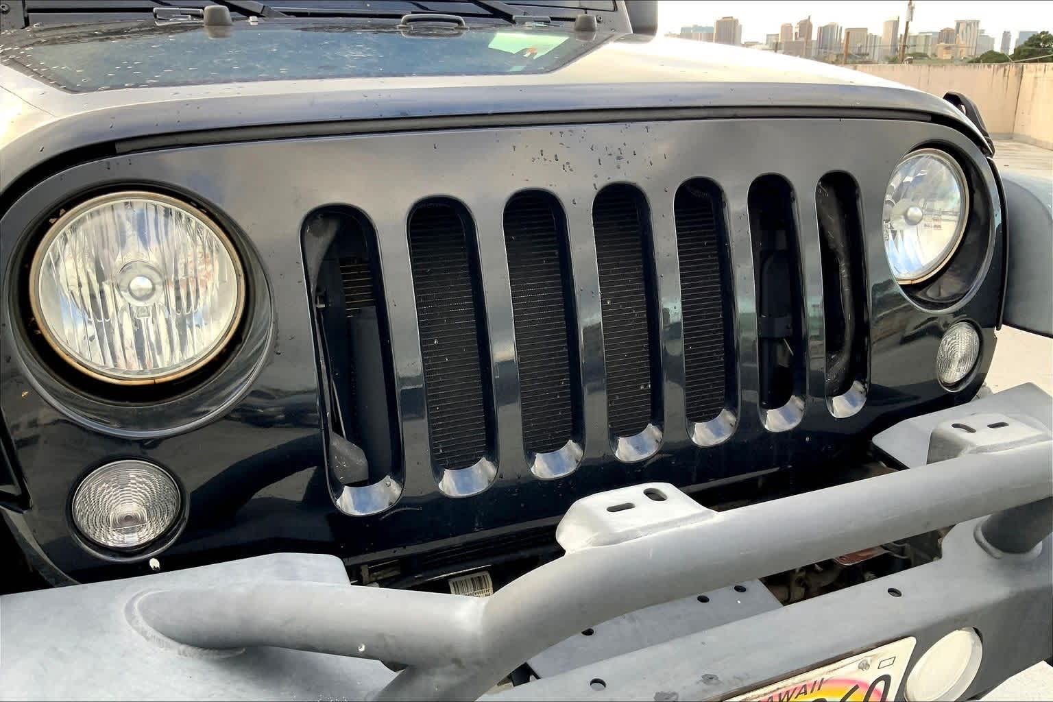 Thumbnail: 2015 Jeep Wrangler - 33