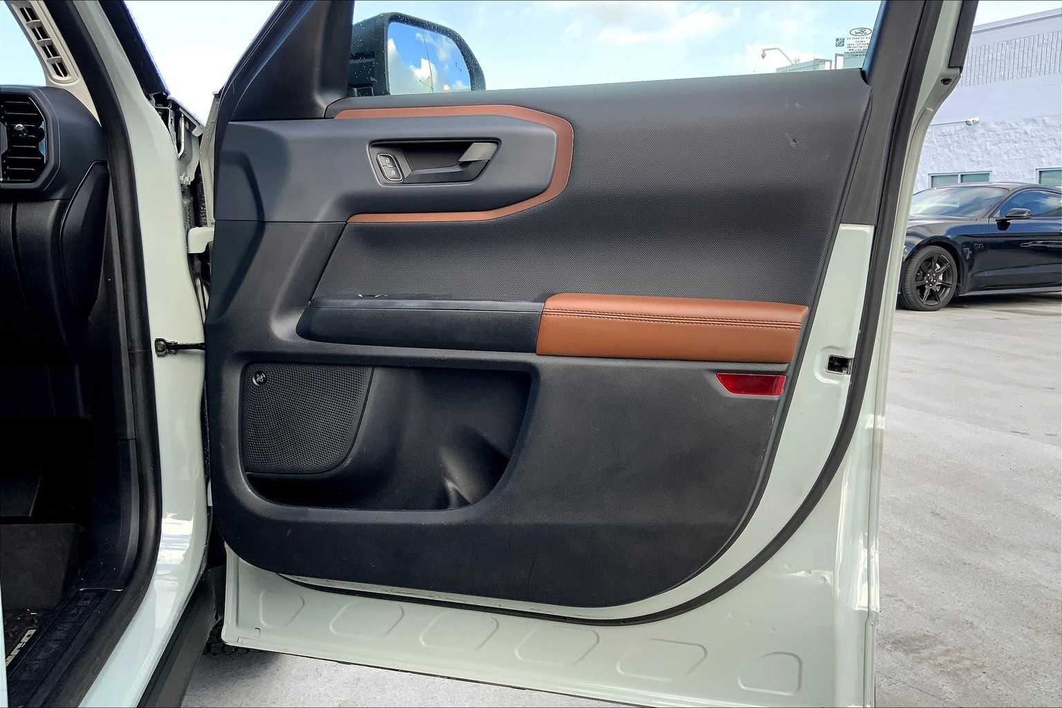 Thumbnail: 2022 Ford Bronco Sport - 28