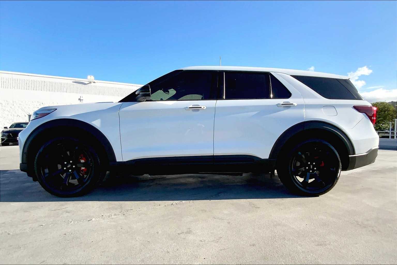 Thumbnail: 2021 Ford Explorer - 3