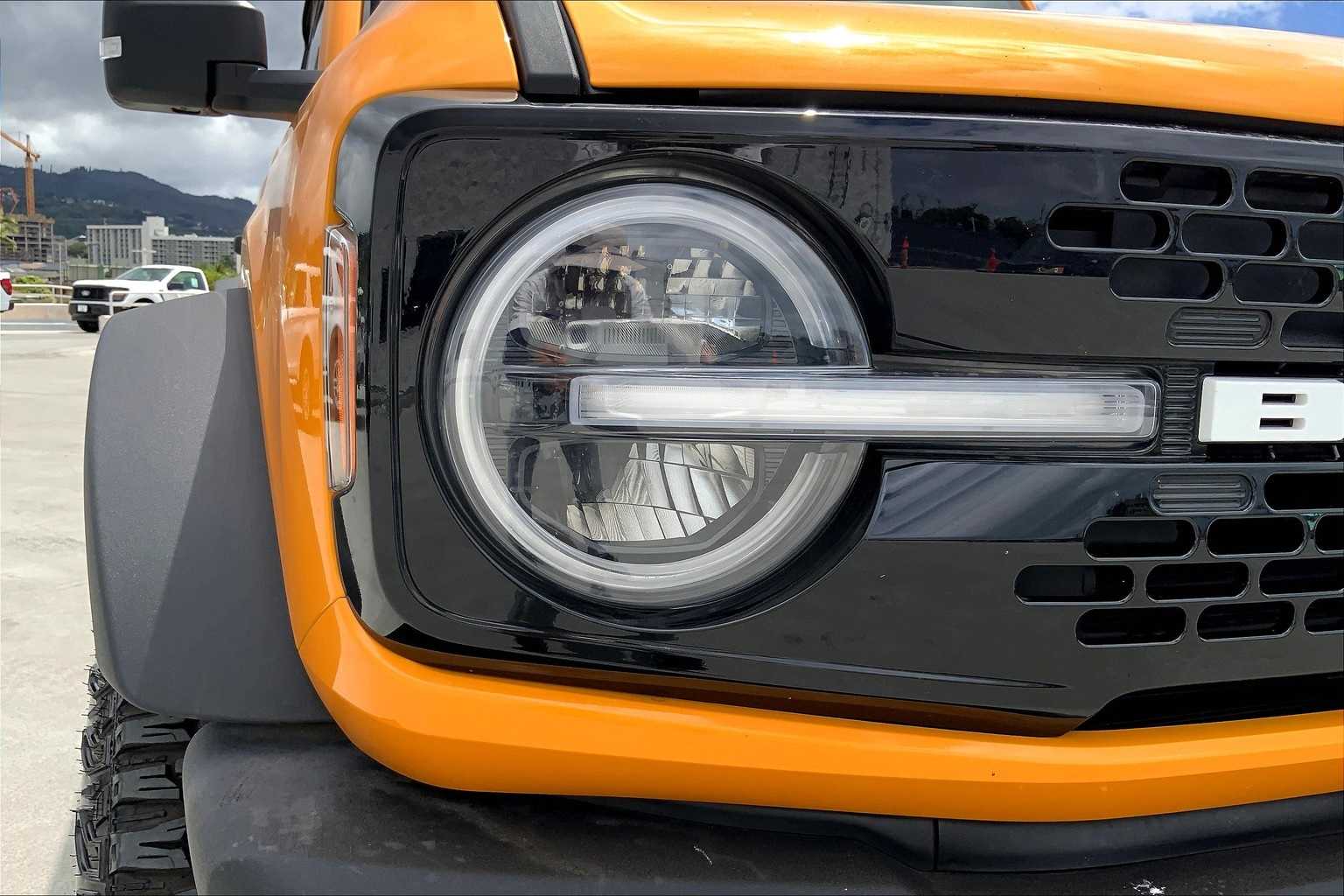 Thumbnail: 2022 Ford Bronco - 31