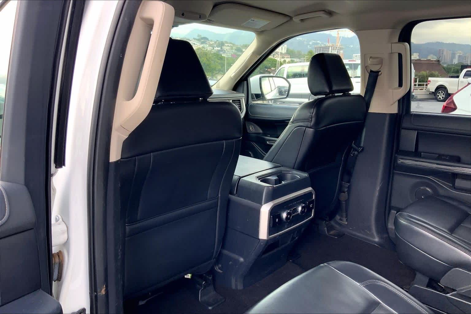 Thumbnail: 2022 Ford Expedition MAX - 12