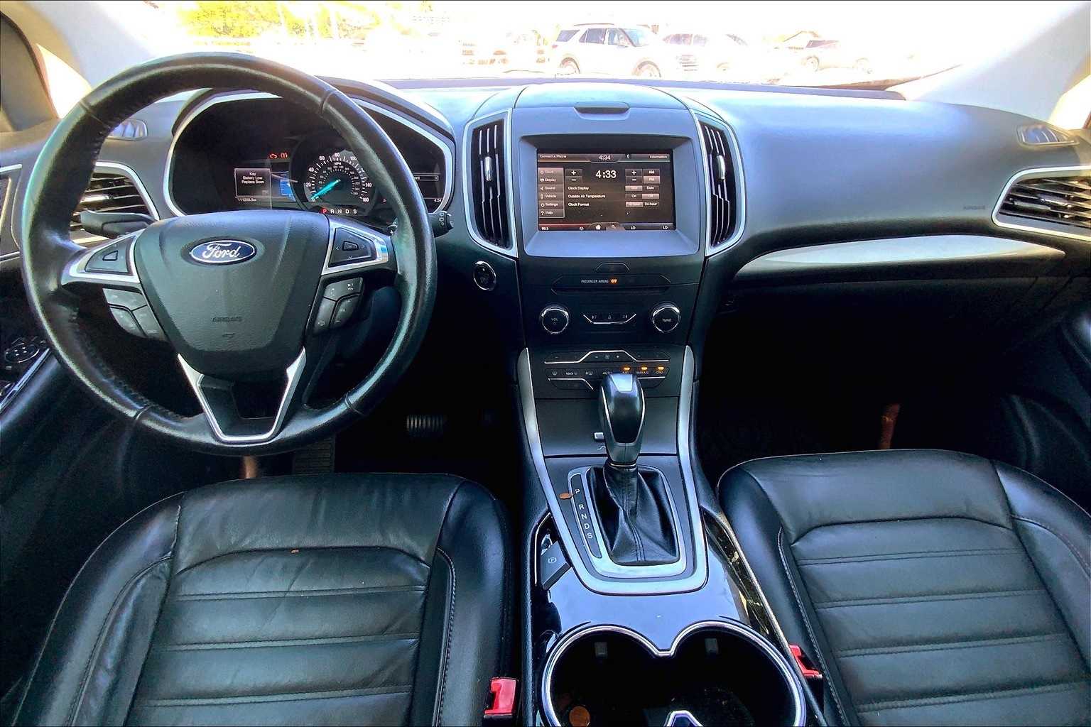 Thumbnail: 2015 Ford Edge - 10