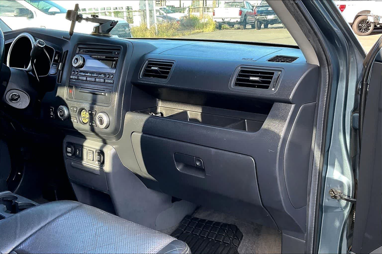 Thumbnail: 2006 Honda Ridgeline - 23