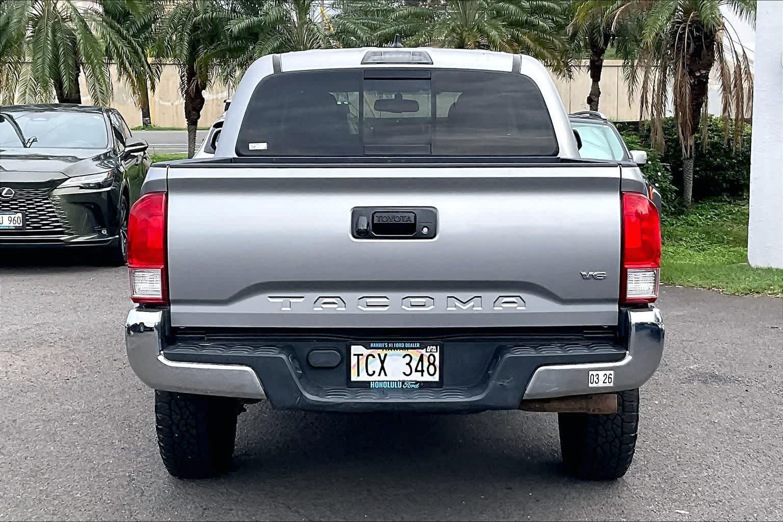 Thumbnail: 2017 Toyota Tacoma - 5