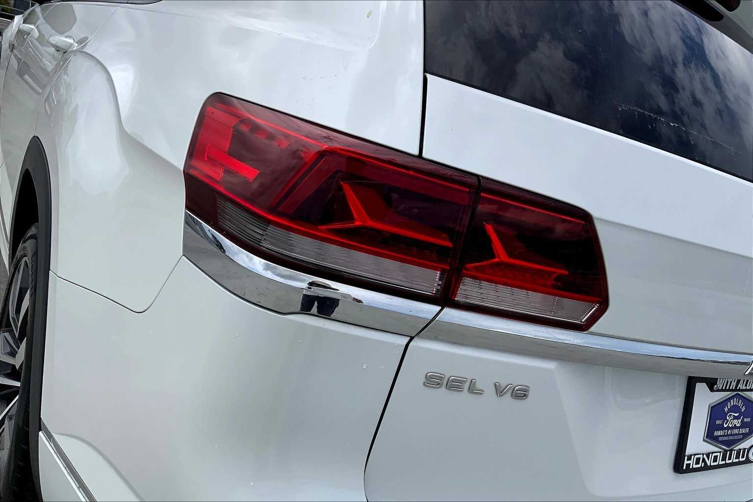 Thumbnail: 2022 Volkswagen Atlas - 32