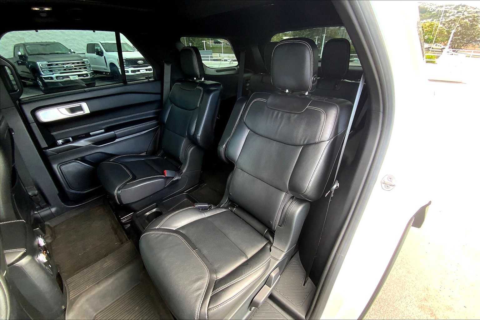 Thumbnail: 2020 Ford Explorer - 29