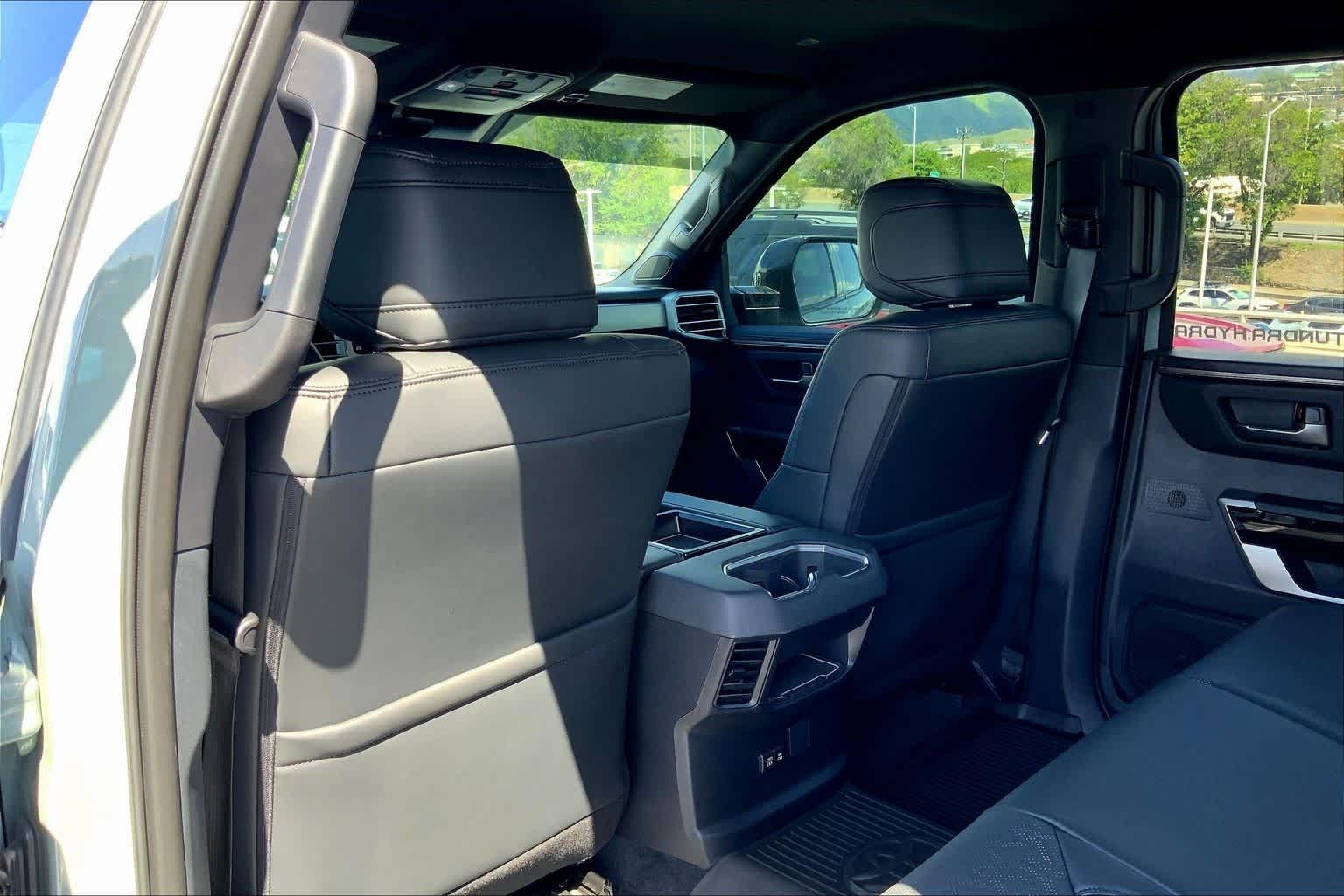 Thumbnail: 2025 Toyota Tundra - 12