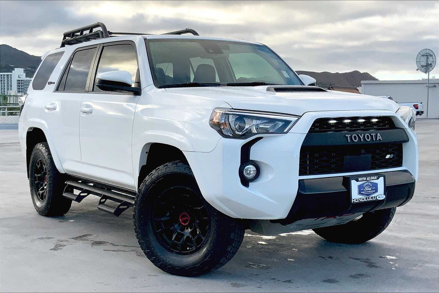 Thumbnail: 2022 Toyota 4Runner - 21