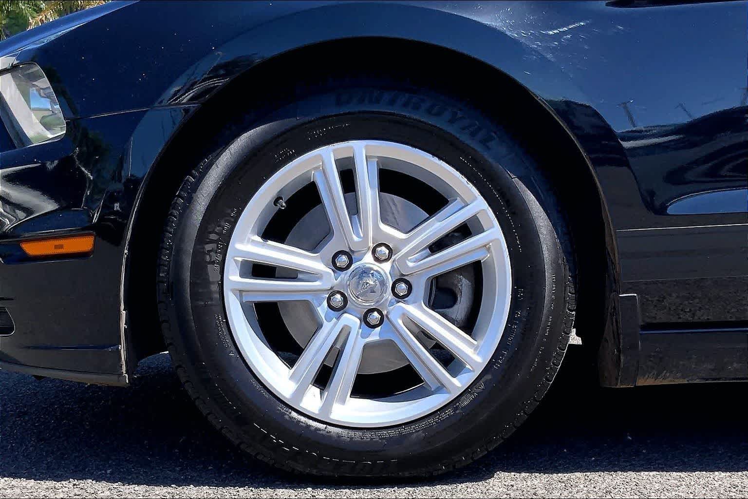 Thumbnail: 2013 Ford Mustang - 8