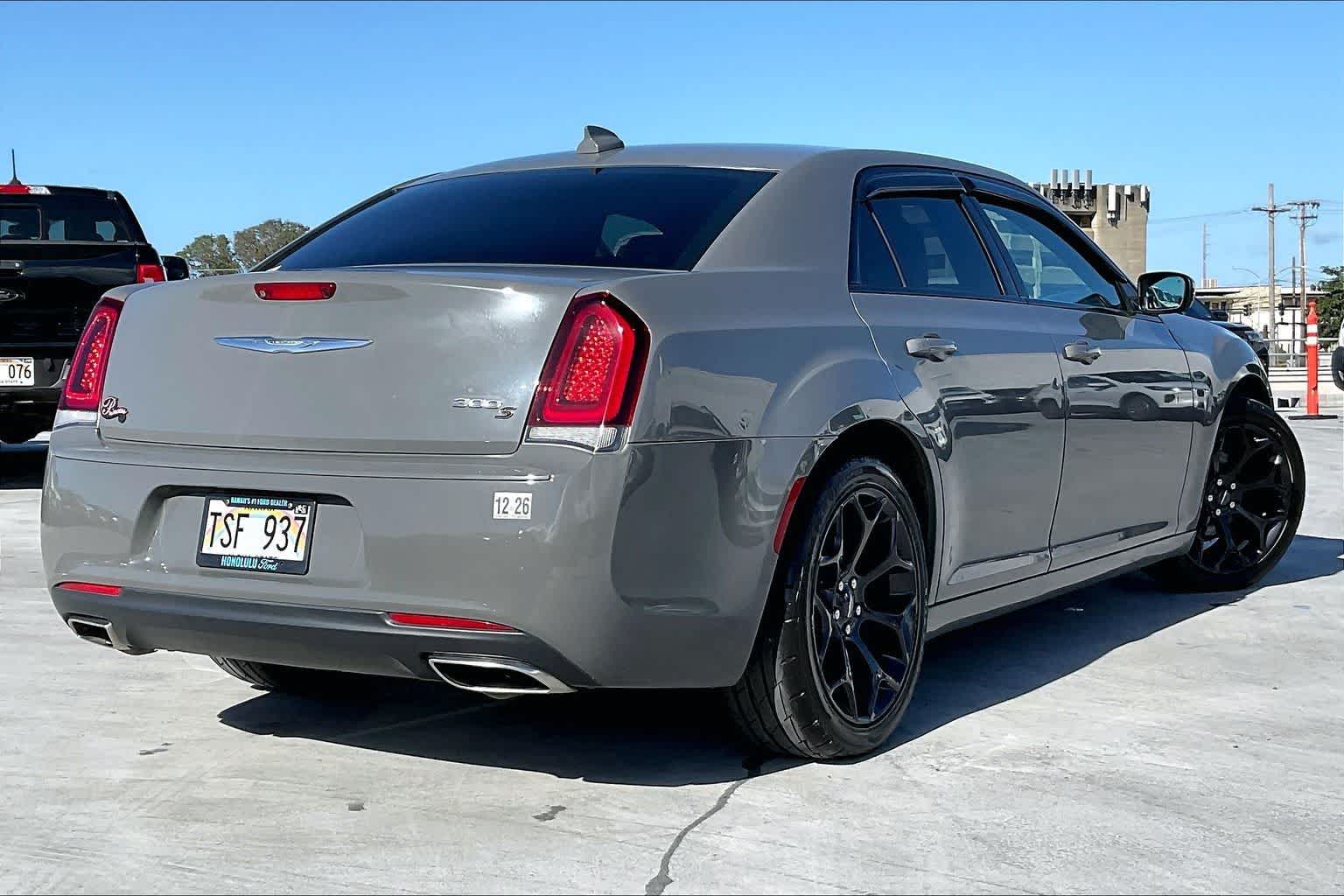 Thumbnail: 2019 Chrysler 300 - 22