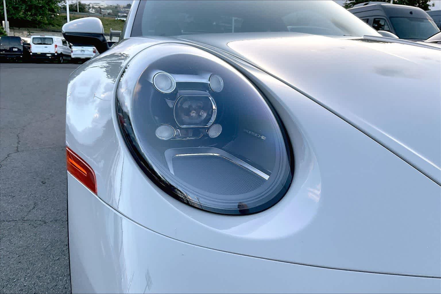 Thumbnail: 2022 Porsche 911 - 30