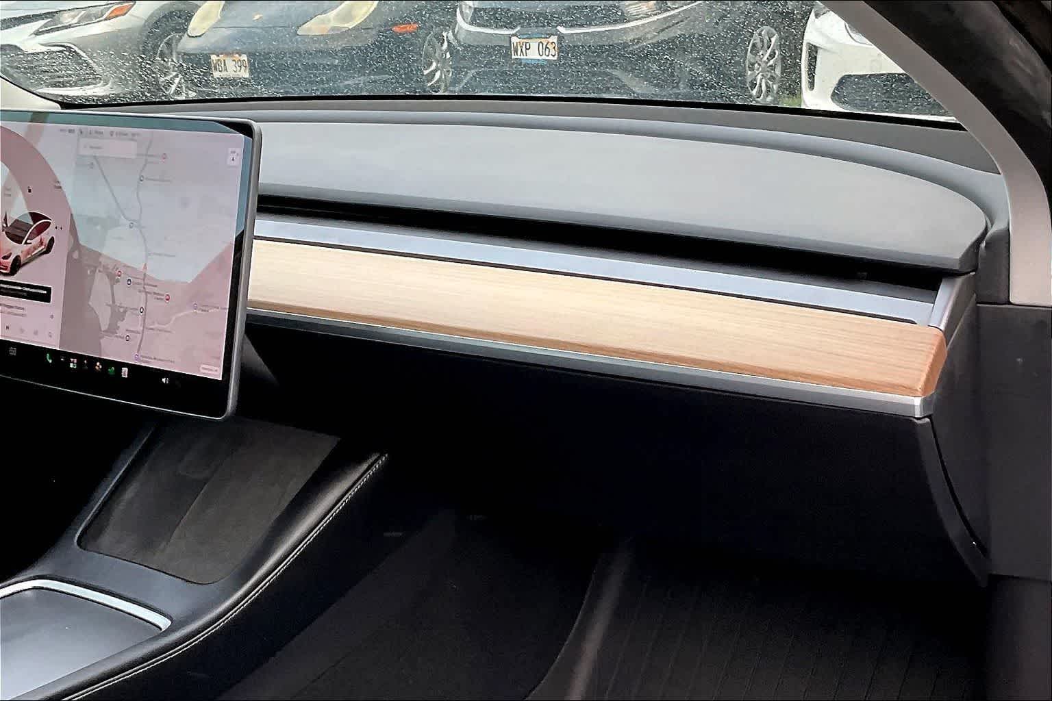 Thumbnail: 2021 Tesla Model 3 - 23