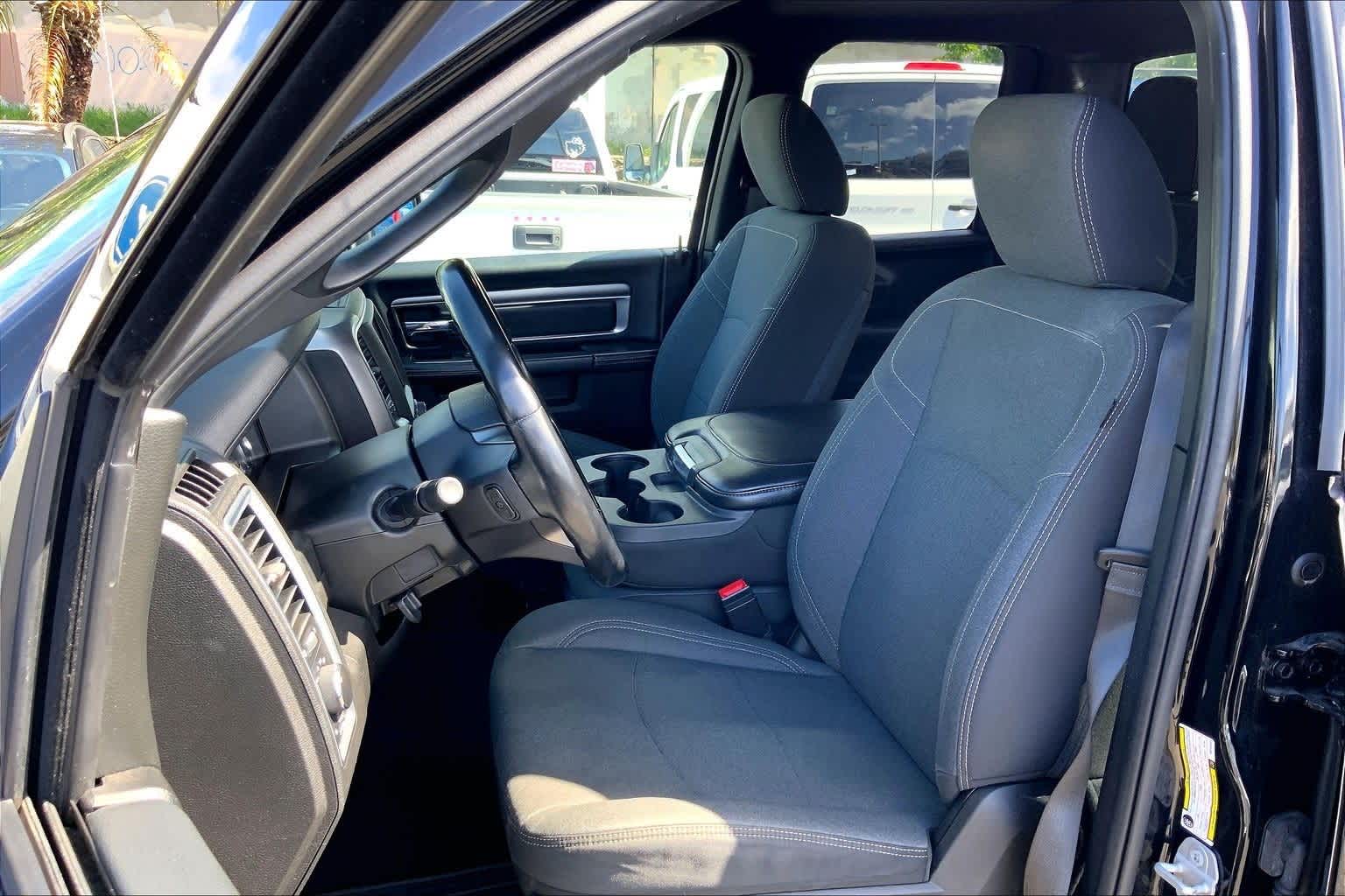 Thumbnail: 2021 RAM 1500 Classic - 11