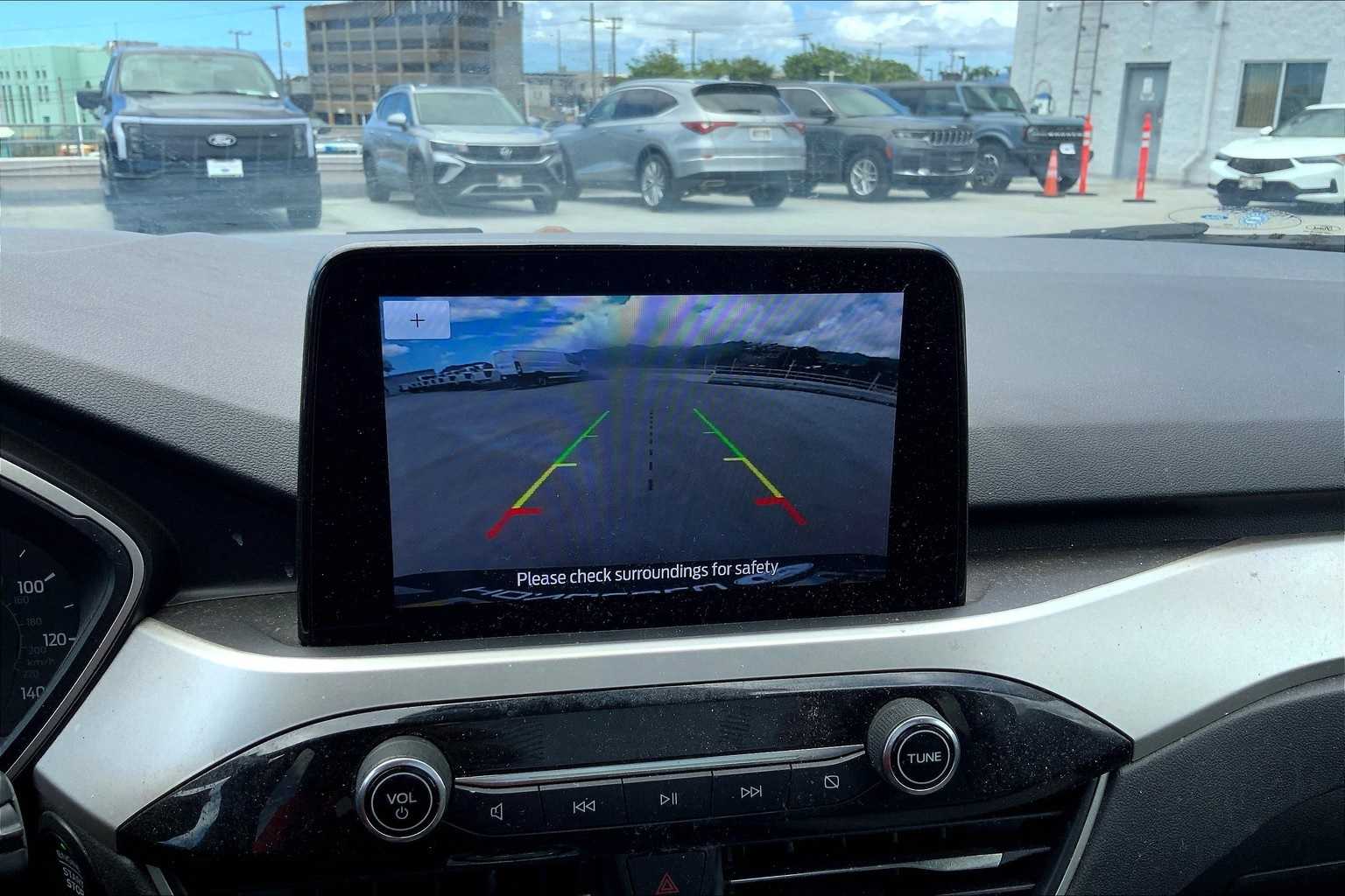 Thumbnail: 2020 Ford Escape - 26