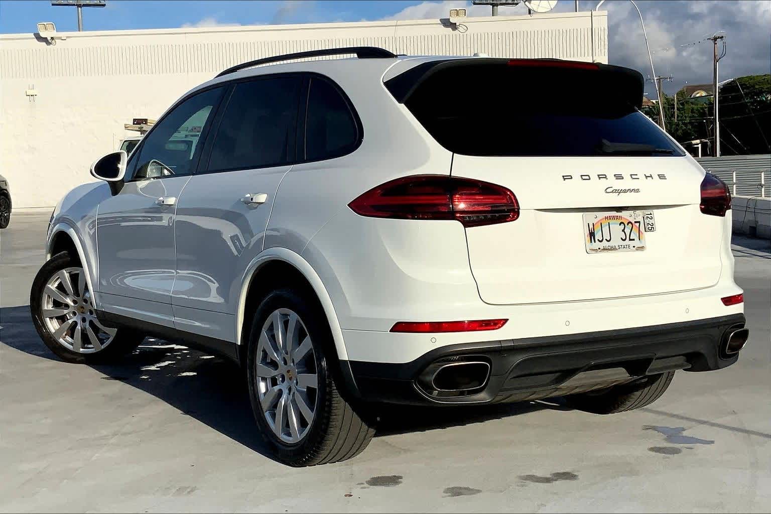 2018 Porsche Cayenne Platinum Edition photo 4