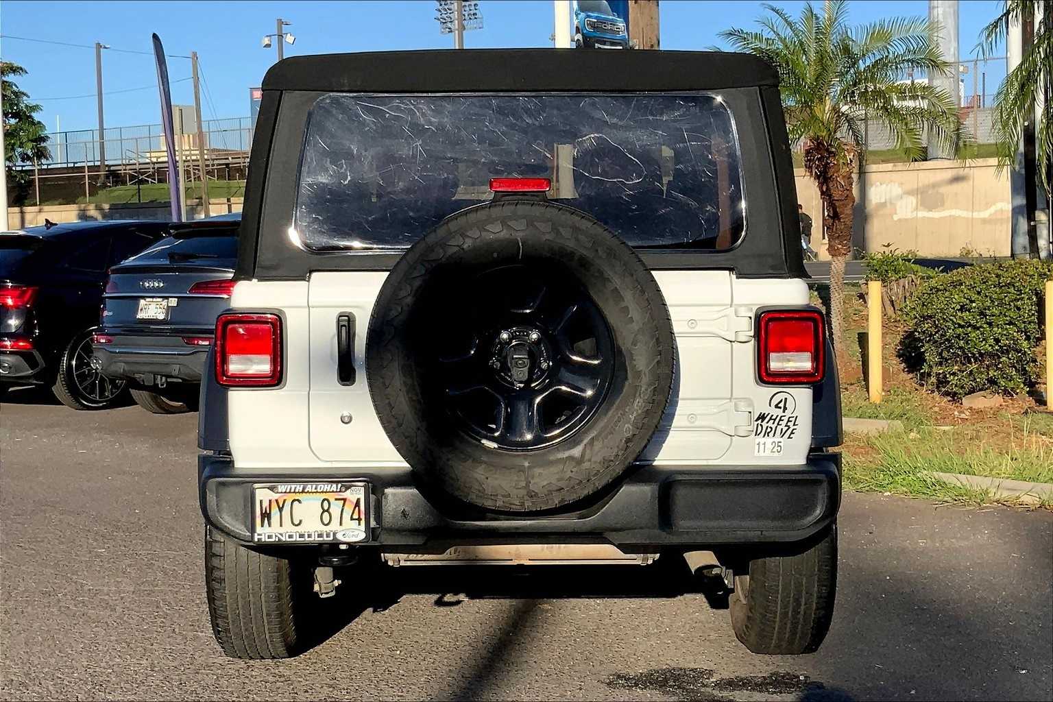 Thumbnail: 2024 Jeep Wrangler - 5