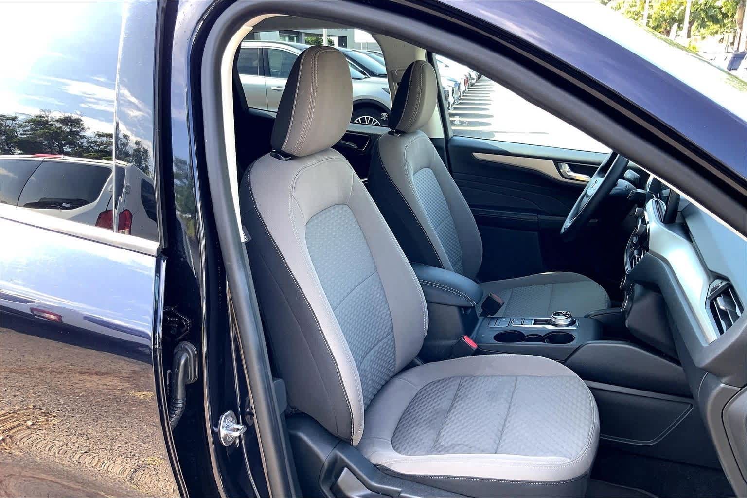 Thumbnail: 2021 Ford Escape - 13