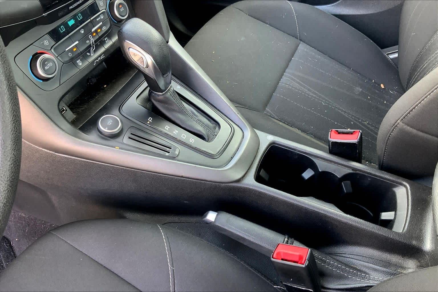 Thumbnail: 2017 Ford Focus - 16