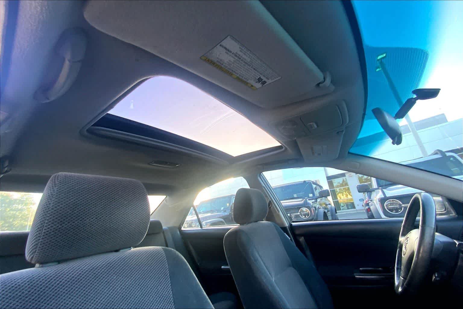 Thumbnail: 2004 Toyota Camry - 30
