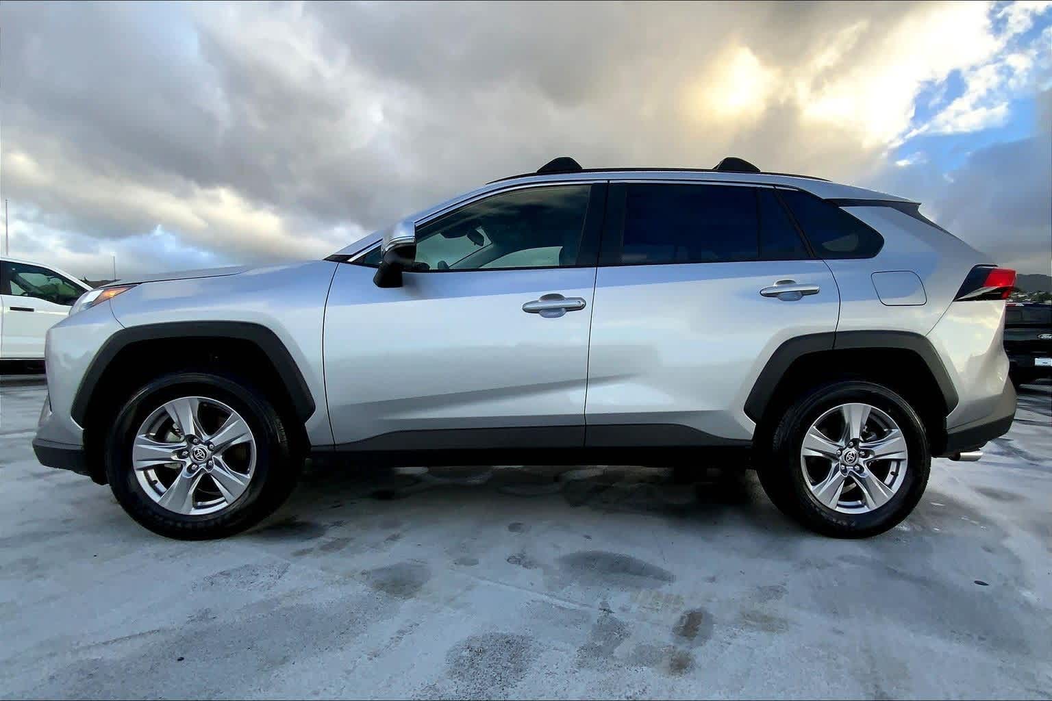 Thumbnail: 2025 Toyota RAV4 - 3