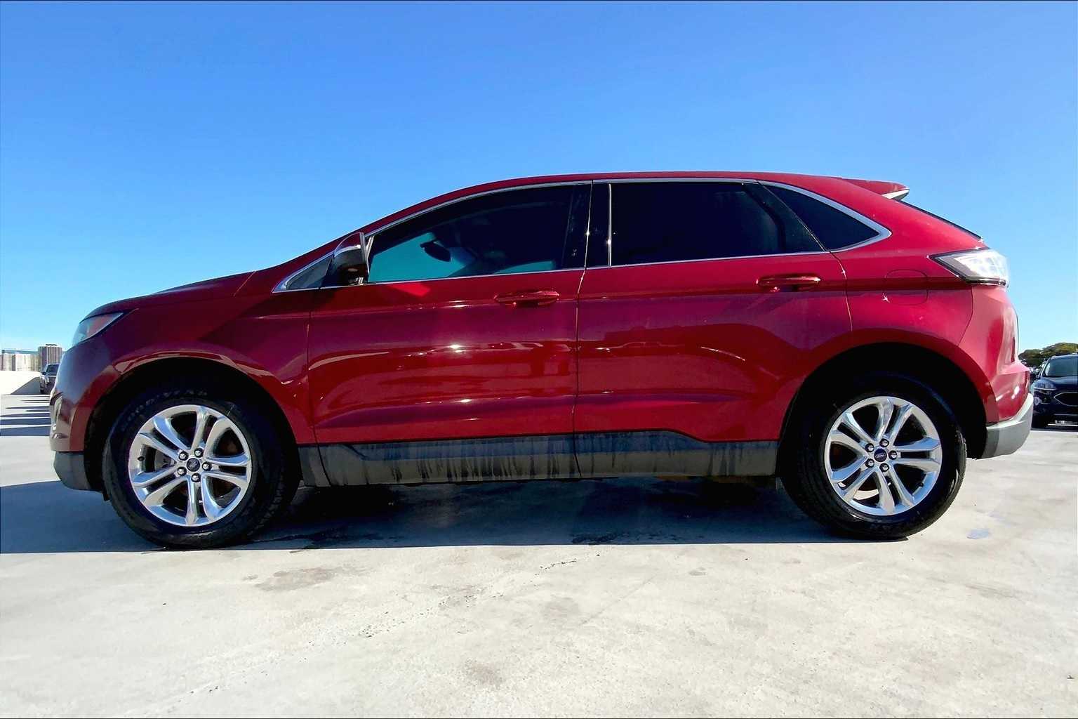 Thumbnail: 2015 Ford Edge - 3