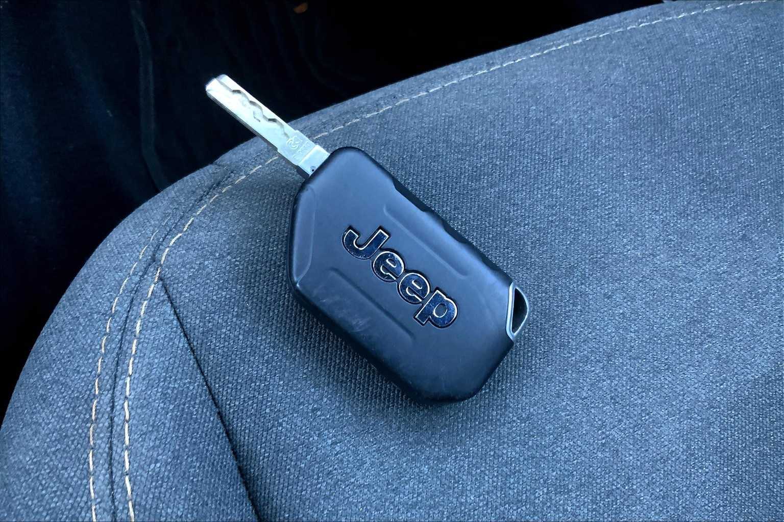 Thumbnail: 2024 Jeep Wrangler - 18