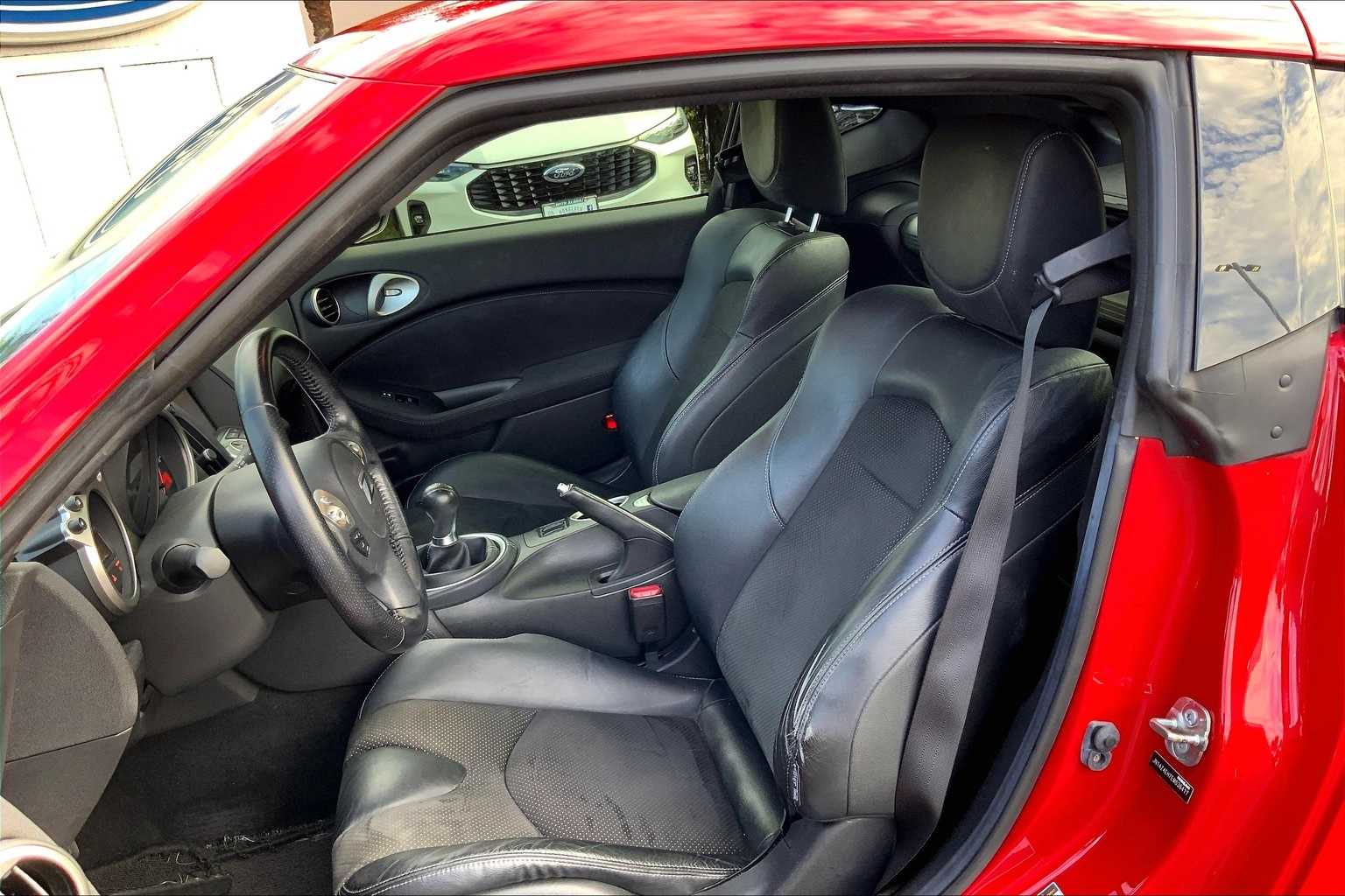 Thumbnail: 2014 Nissan Z - 11