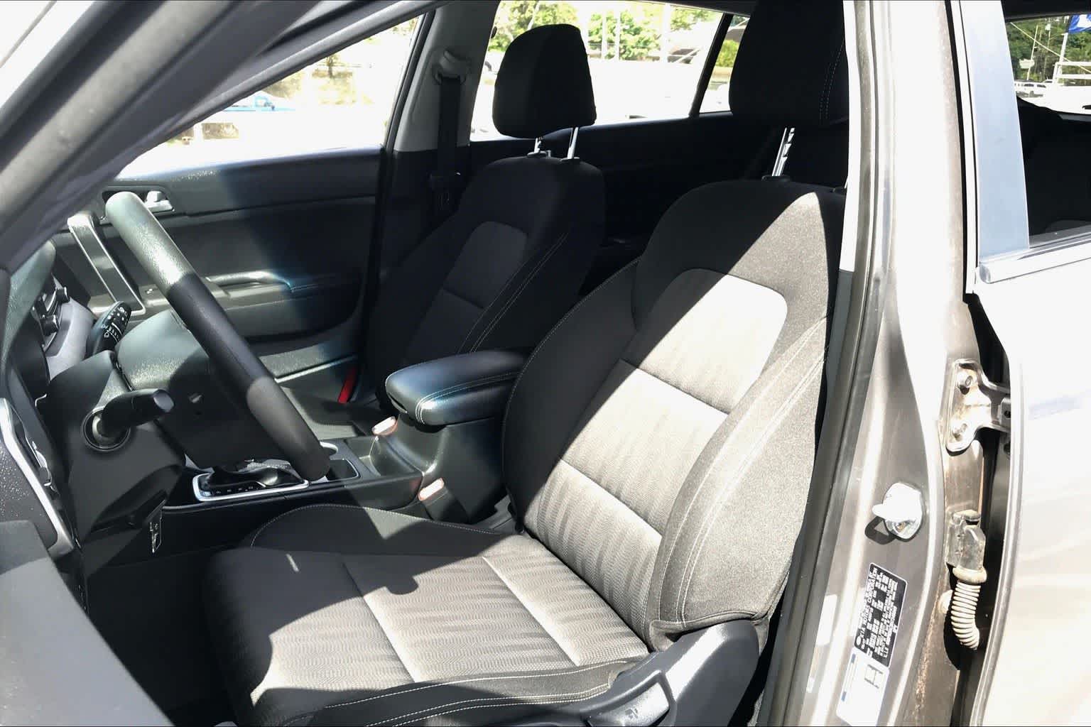 Thumbnail: 2017 Kia Sportage - 23