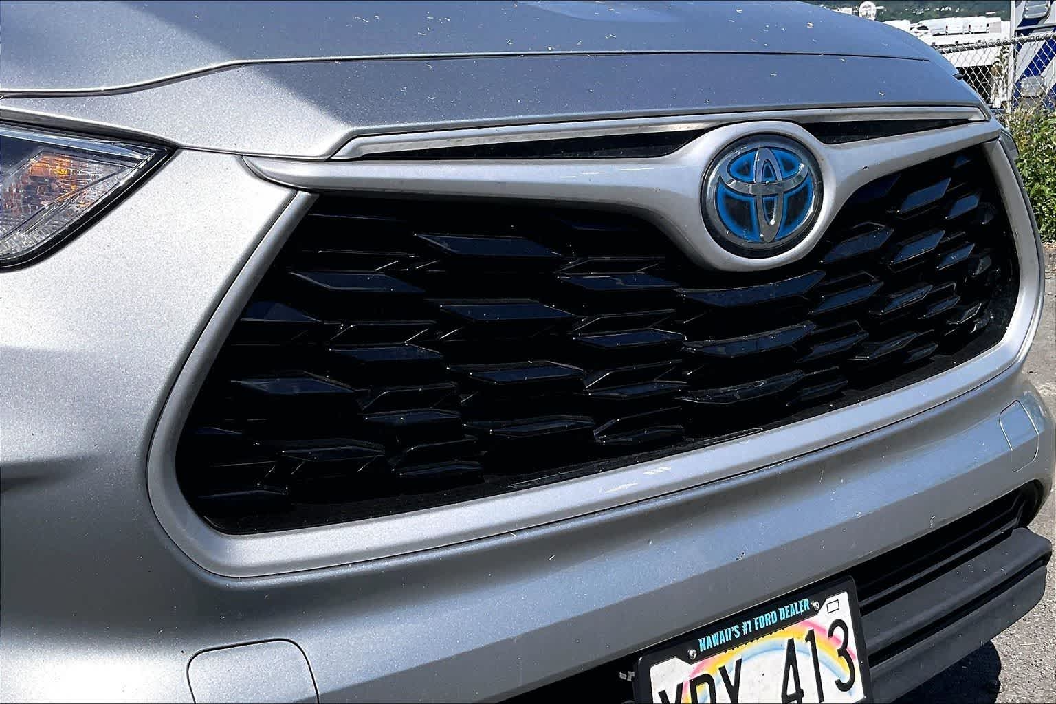 Thumbnail: 2023 Toyota Highlander - 33