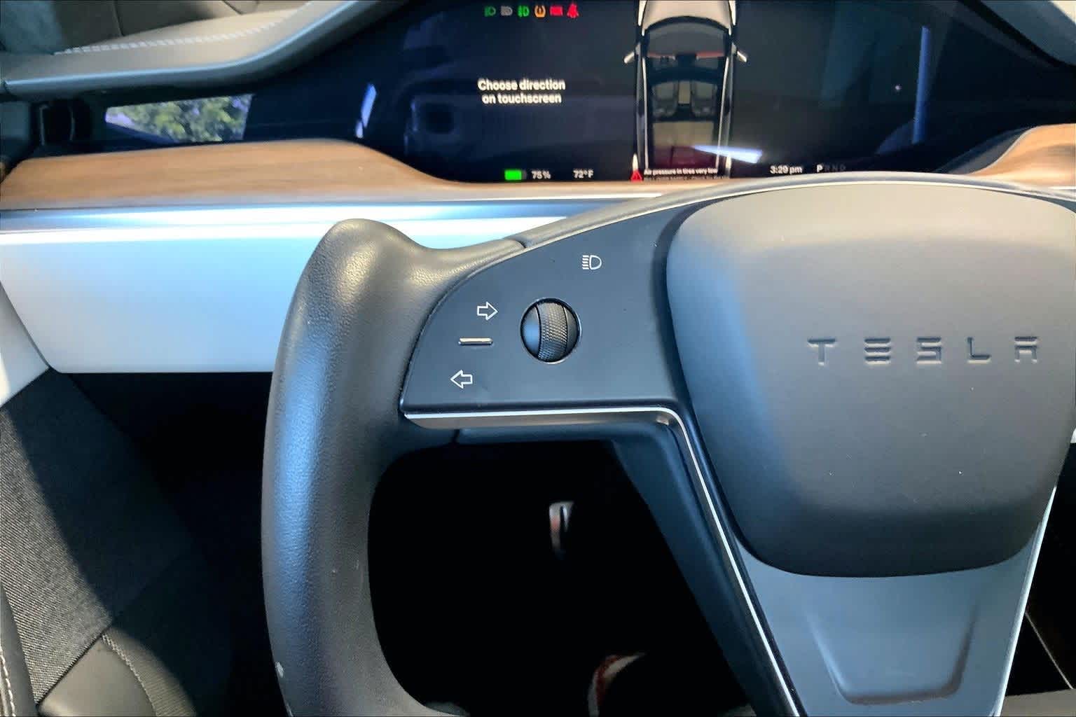 Thumbnail: 2022 Tesla Model S - 24