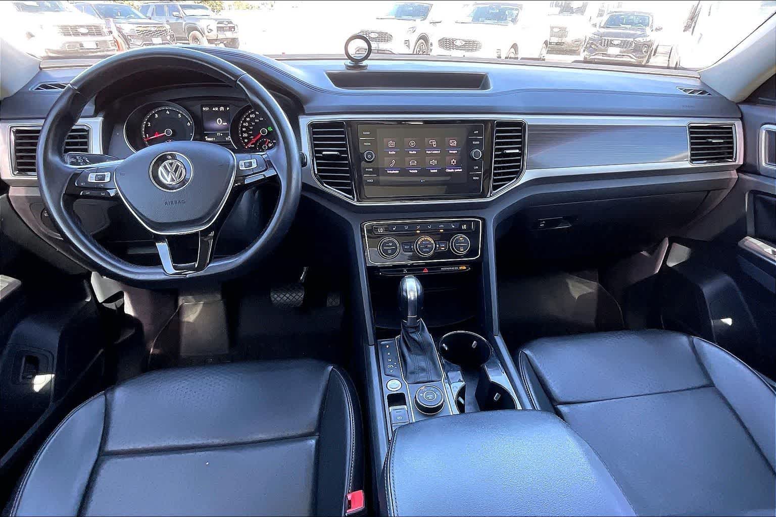 Thumbnail: 2018 Volkswagen Atlas - 10