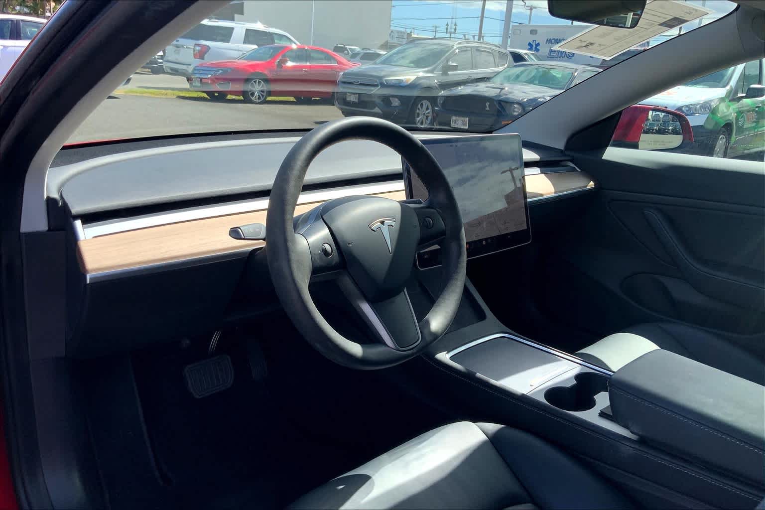 Used 2021 Tesla Model 3  with VIN 5YJ3E1EB2MF902879 for sale in Honolulu, HI