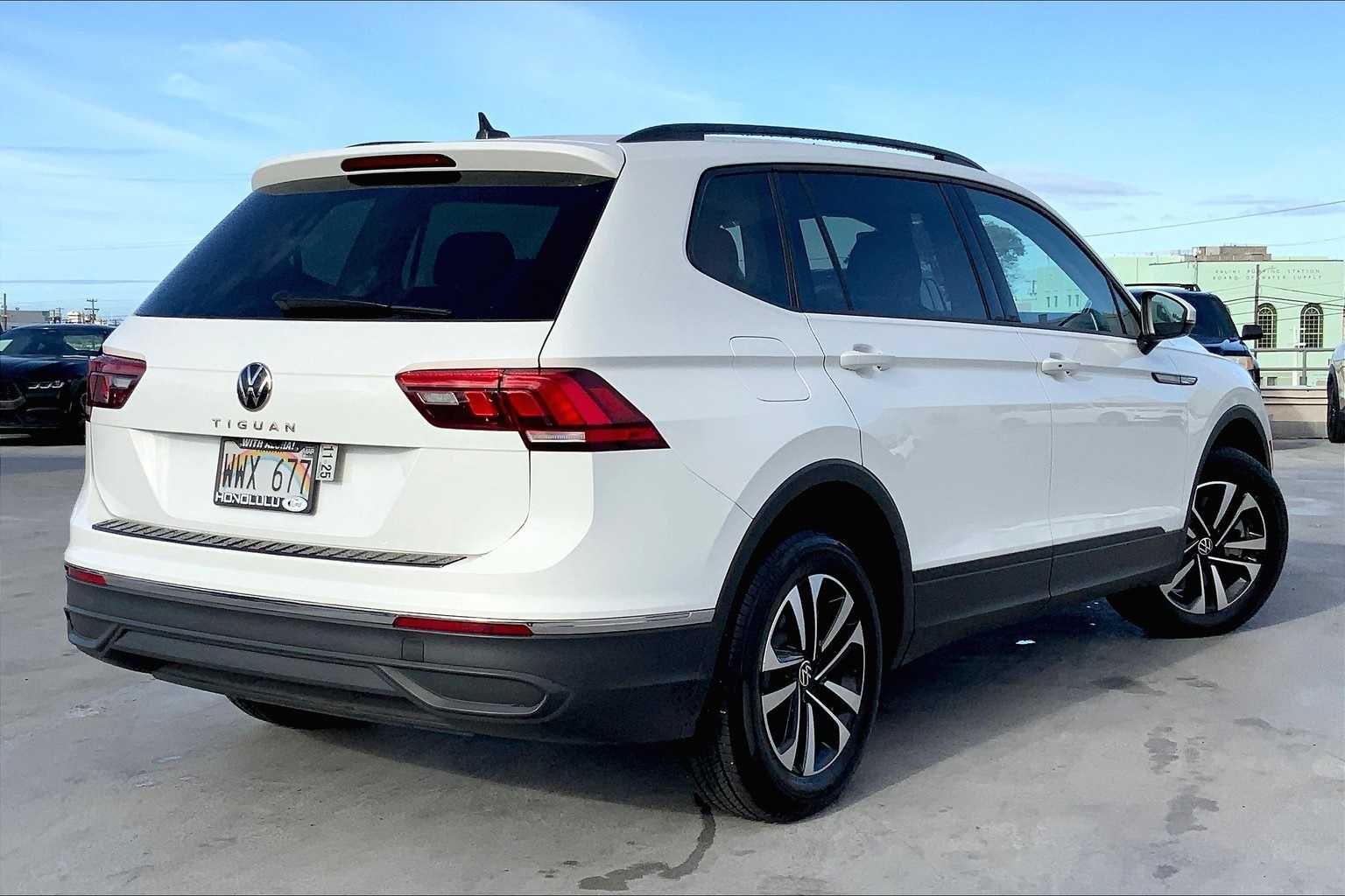 Thumbnail: 2024 Volkswagen Tiguan - 22