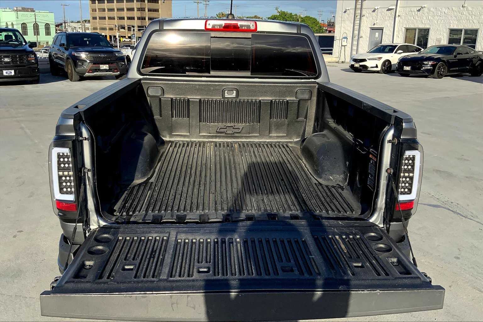 Thumbnail: 2020 Chevrolet Colorado - 18