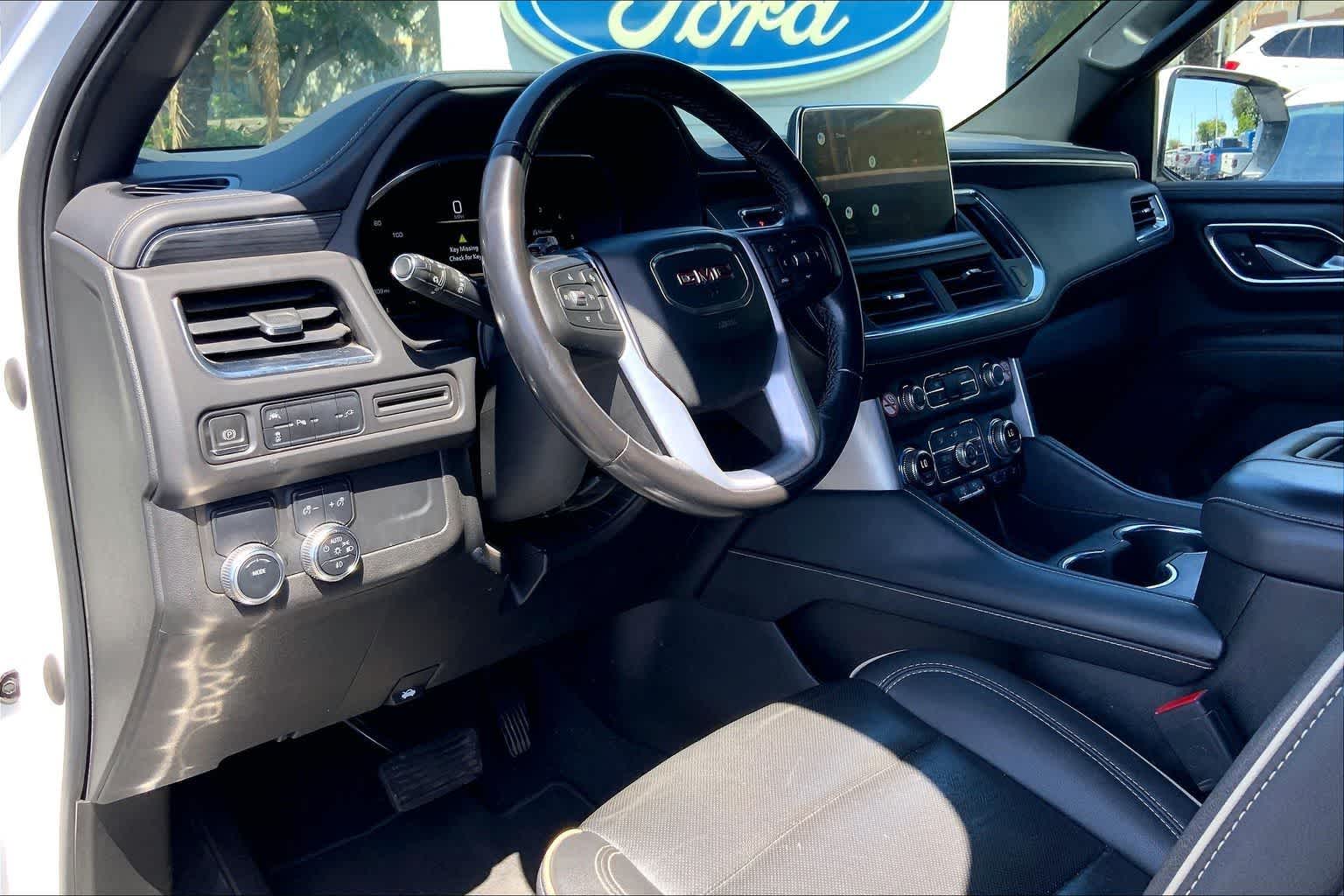 Thumbnail: 2022 GMC Yukon XL - 2