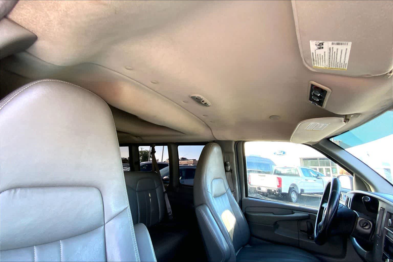 Thumbnail: 2011 Chevrolet Express - 30