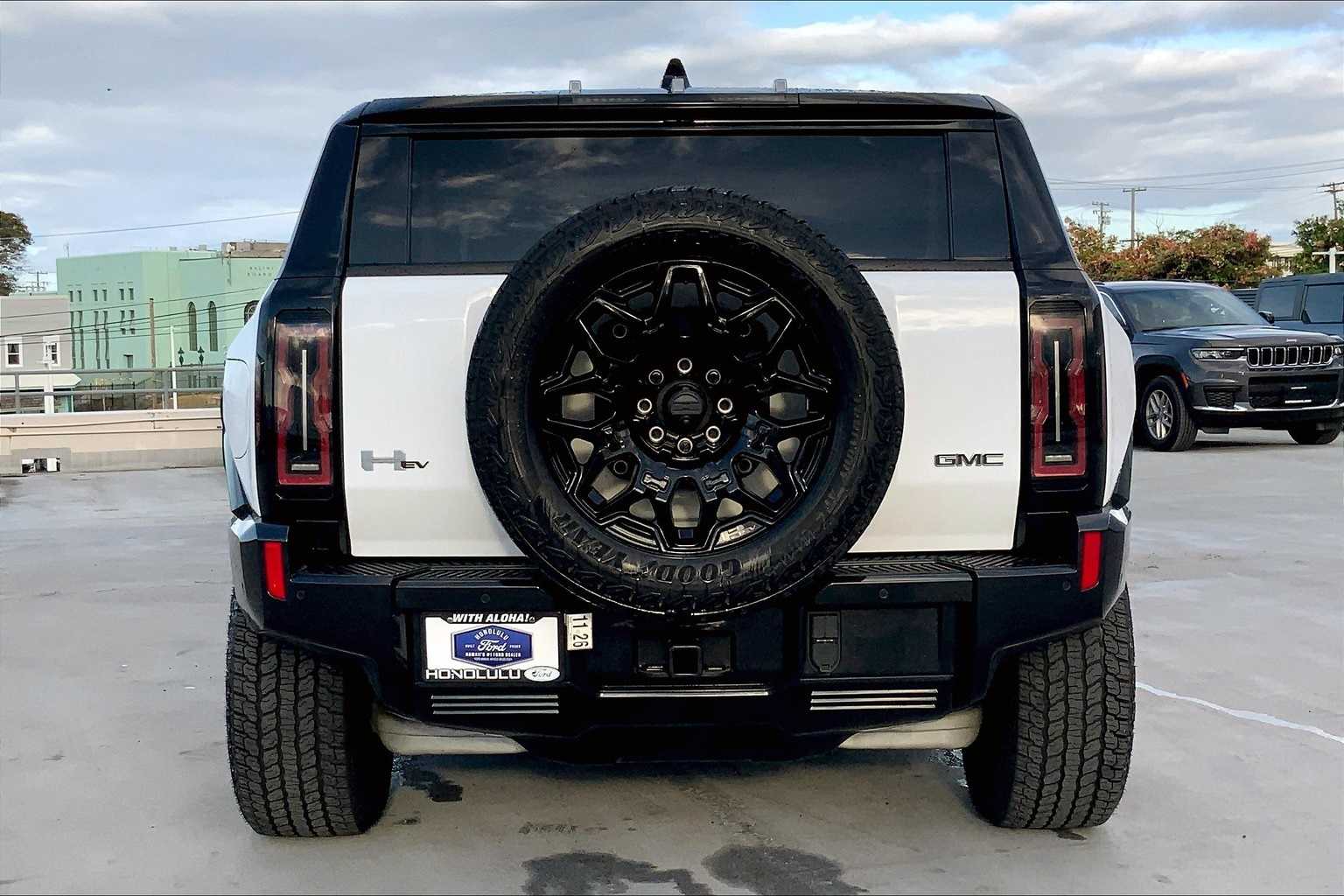 Thumbnail: 2025 GMC Hummer EV - 5
