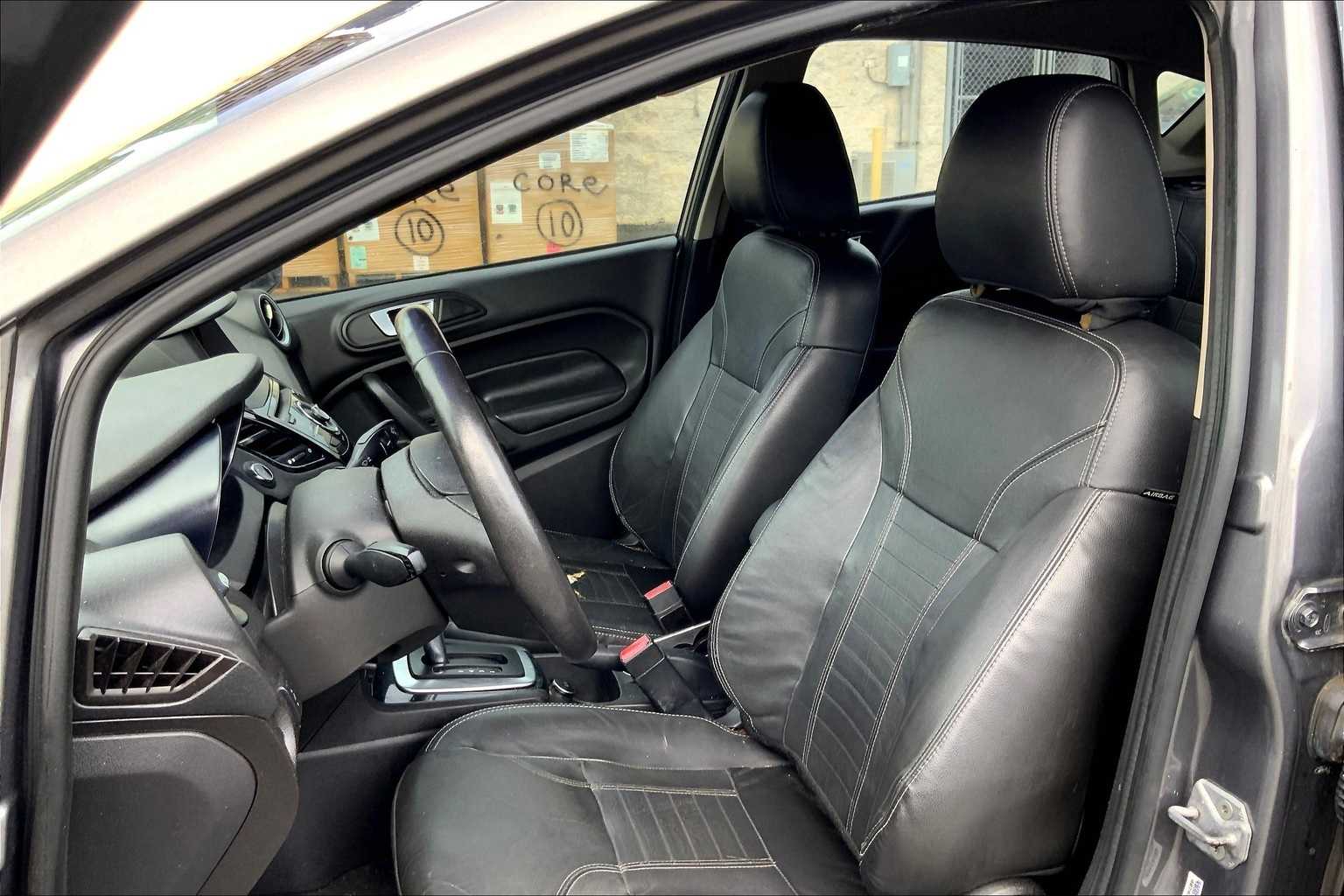 Thumbnail: 2014 Ford Fiesta - 11