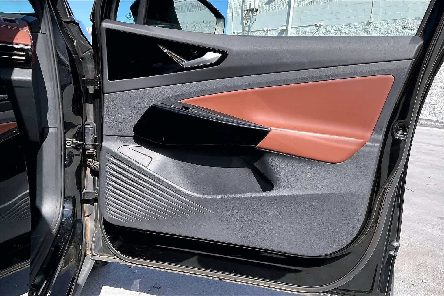 Thumbnail: 2021 Volkswagen ID.4 - 28