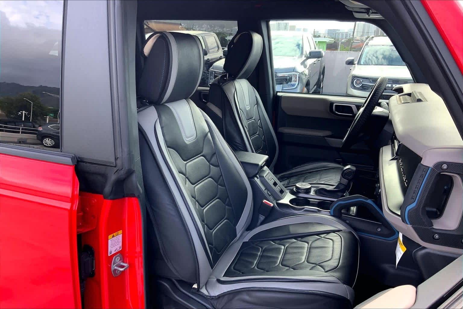 Thumbnail: 2022 Ford Bronco - 13