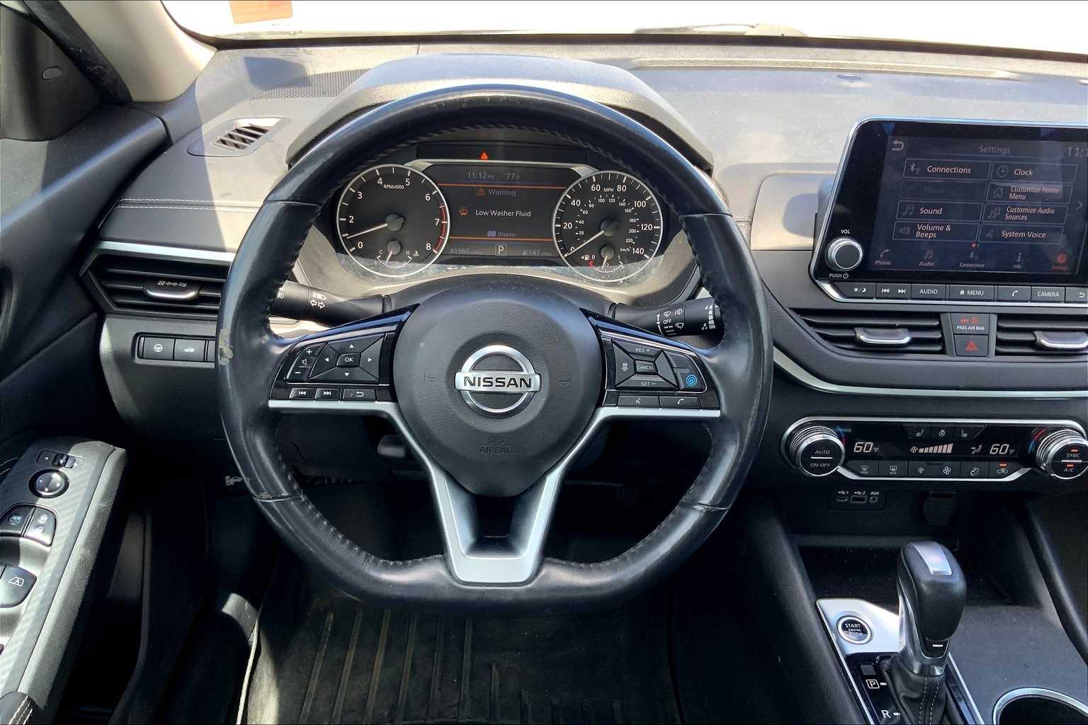 Thumbnail: 2019 Nissan Altima - 14