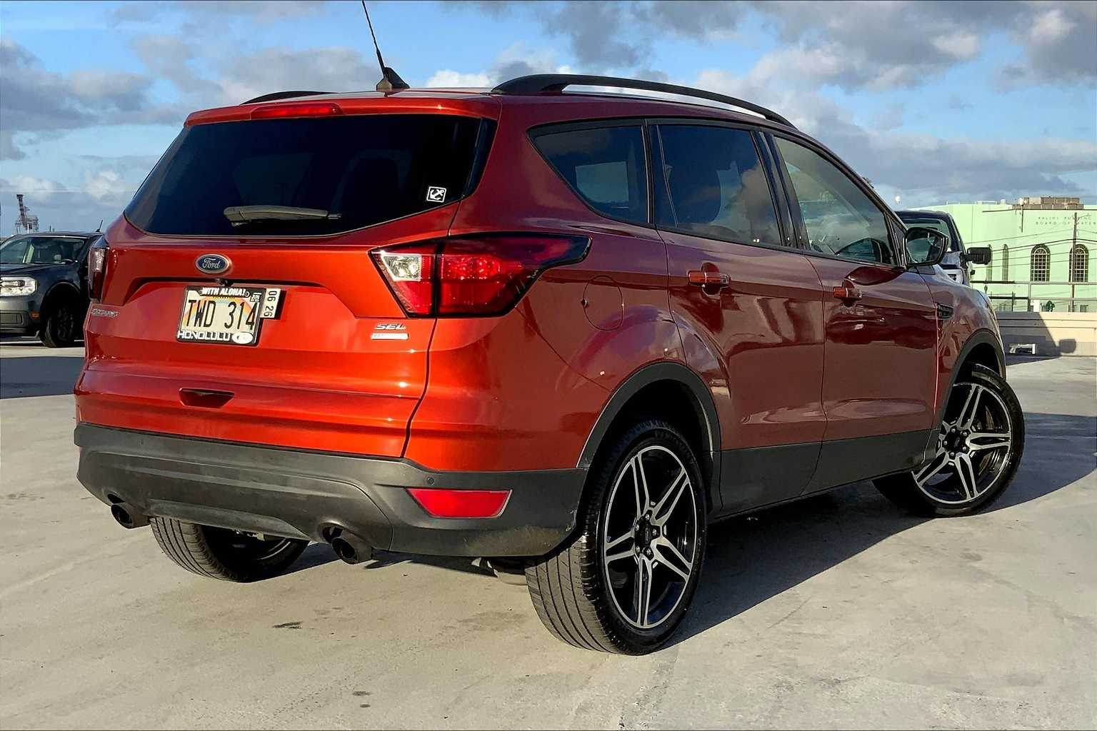 Thumbnail: 2019 Ford Escape - 22
