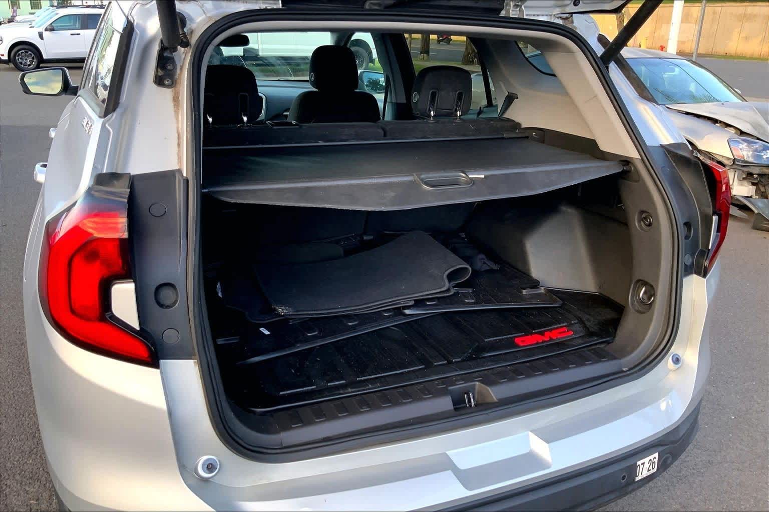 Thumbnail: 2018 GMC Terrain - 18